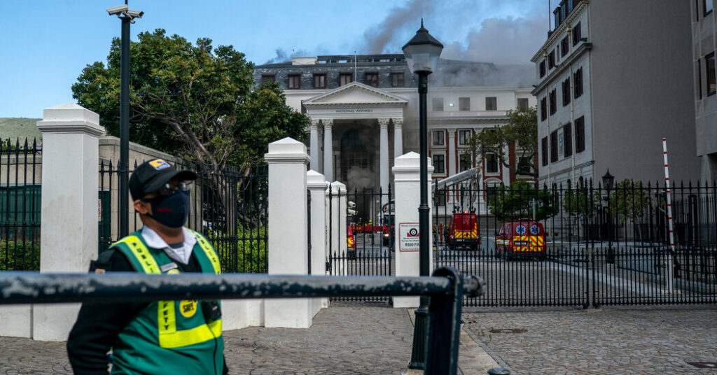 South Africa Parliament Fire Still Burning After Hours