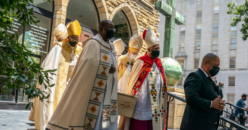 With a Simple Funeral, South Africa Bids Farewell to Desmond Tutu