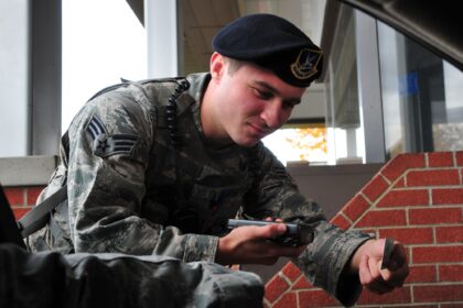 CHRISTOPHER ARMITAGE: THE AIR FORCE GATE GUARD WHOSE CONSTITUTIONAL FRAMEWORK REACHED THE NATIONAL DEBATE
